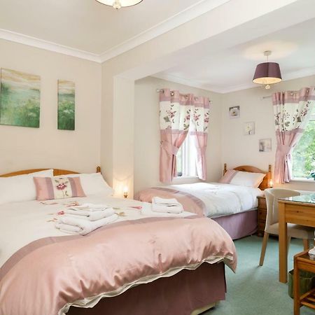 Faviere Guest House Стратфорд на Ейвън Екстериор снимка