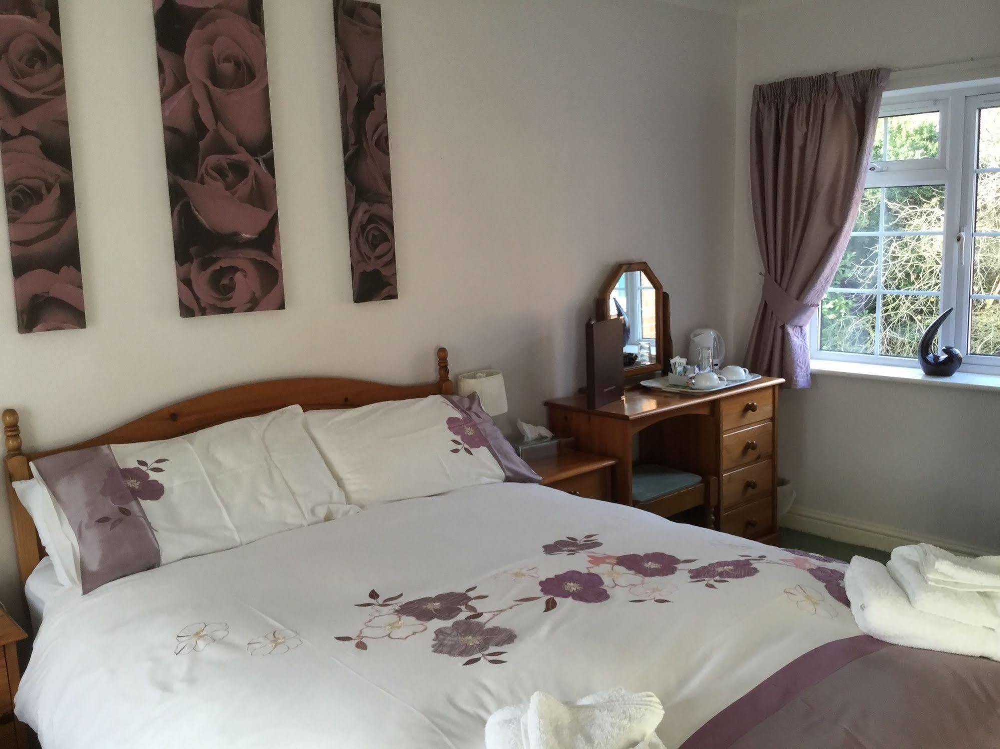 Faviere Guest House Стратфорд на Ейвън Екстериор снимка